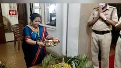 Holi 2021 | मुंबईच्या महापौर किशोरी पेडणेकर यांच्याकडून घरीच होळी साजरी