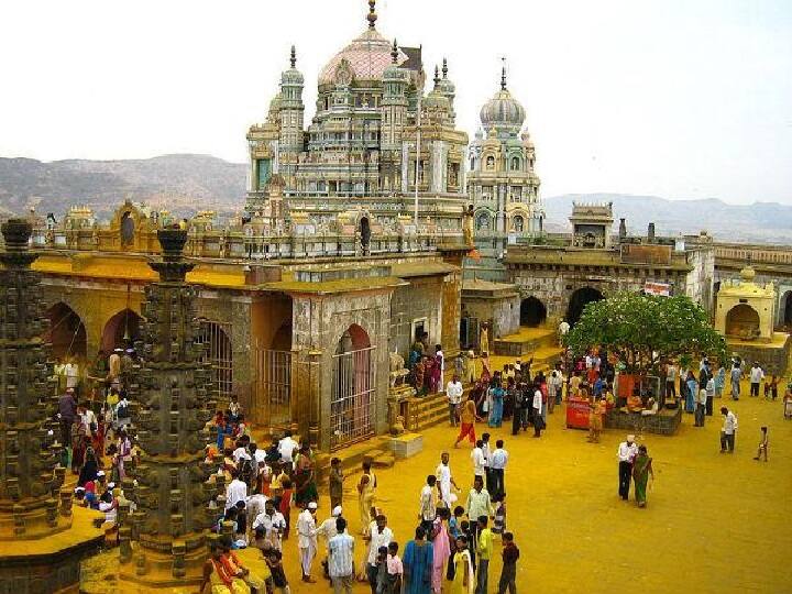 maharashtra  pune news jejuri Slay the monster 'Malla' in khandoba temple Jejuri Khandoba Mandir: पुणे जिल्हातील 'या' मंदिरात राक्षस 'मल्ल'चा करण्यात आला होता वध