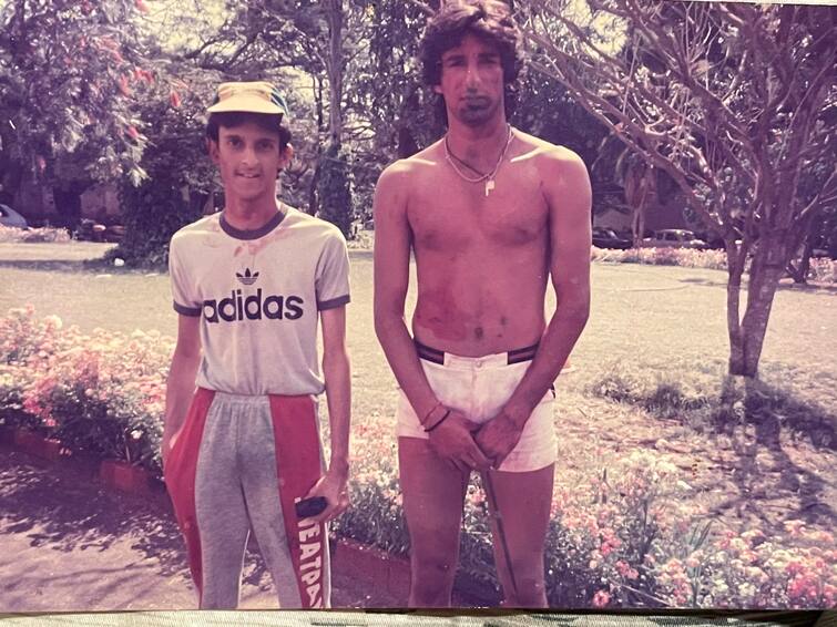 Pakistani Legend Celebrating Holi With Indian Cricketers In Mumbai Wasim Akram Gautam Bhimani Guess Who? Pakistani Cricketer Recalls Holi Celebrations From 1987 India's Tour