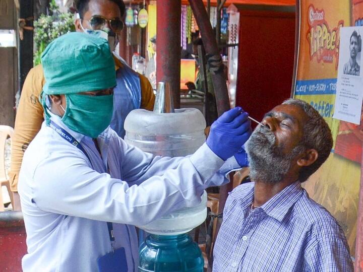 maharashtra coronavirus daily update cases recovery rate Maharashtra Corona Update | आज राज्यात 'इतक्या' कोरोनाबाधितांची वाढ; बरं होणाऱ्या रुग्णांपेक्षा नव्या बाधितांचा आकडा जास्तच