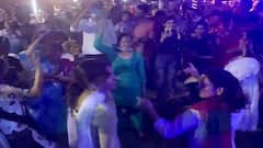 Holi 2021: પટ્ટાયામાં ભારતીયોએ અબીલ ગુલાલની છોળો ઉડાવી કરી ધૂળેટીની ઉજવણી