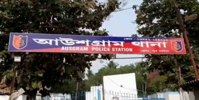 Two tribal minor girls allegedly molested at Aushgram in East Burdwan, five arrested আউশগ্রামে জঙ্গলে নিয়ে গিয়ে  ২ আদিবাসী কিশোরীকে 'গণধর্ষণ', গ্রেফতার ৫