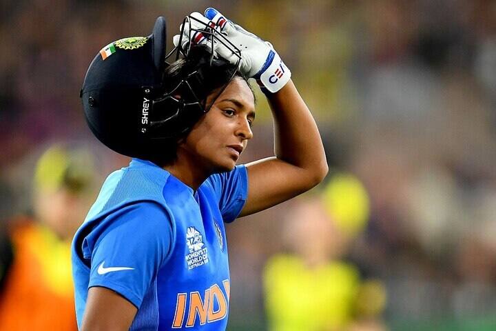 Women T20 Captain Harmenpreet Kaur test positive for covid 19 Harmenpreet Kaur Corona Positive করোনা আক্রান্ত হরমনপ্রীত কউর