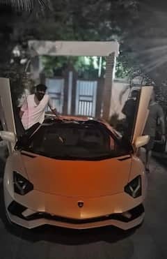 Prabhas lamborghini: বাবার জন্মদিনে 'বাহুবলী'-র স্বপ্নপূরণ