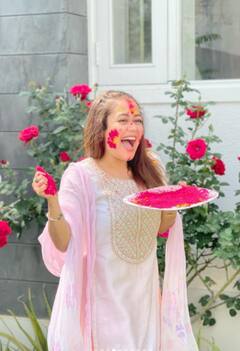IN PICS: From Neha Kakkar, Niti Taylor To Punit Pathak These TV Celebs Celebrated Their First Holi Post Marriage