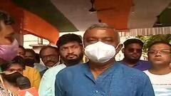 West Bengal Election 2021: 'চেনা পাড়া', হাজরায় জনসংযোগে 'আত্মবিশ্বাসী' দেবাশিস কুমার