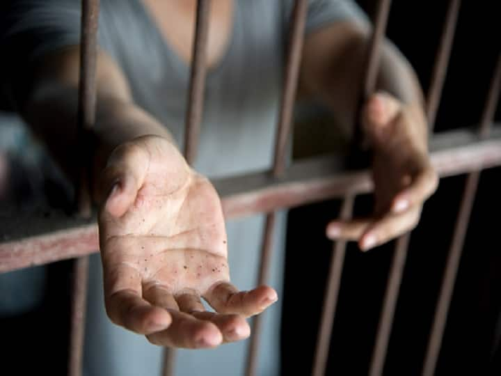 OPINION | India Must Be Among Few Countries Where Undertrials Are Worse Off Than Those Convicted OPINION | India Must Be Among Few Countries Where Undertrials Are Worse Off Than Those Convicted