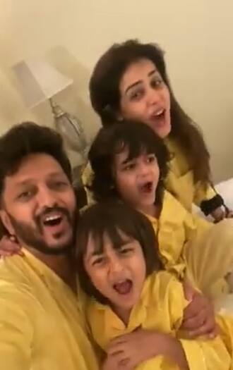 Bollywood star couple Ritesh & Genelia celebarted Holi with thier sons in colour-co-ordinated outfits. [pic credit: Instagram/ Genelia Deshmukh]