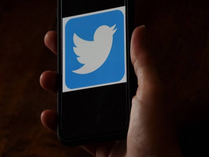 Twitter Down: Users Experience Widespread Outage Across Globe, Twitter on fixing problem Twitter Down: বিশ্বজুড়ে সমস্যা ট্যুইটারে