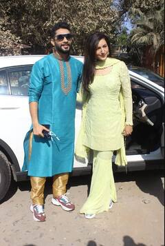 In Pics: ਪਤੀ ਜ਼ੈਦ ਨਾਲ ਖੂਬਸੂਰਤ ਅੰਦਾਜ਼ 'ਚ ਨਜ਼ਰ ਆਈ ਗੌਹਰ ਖ਼ਾਨ, ਲੋਕਾਂ ਨੂੰ ਸੈਨੇਟਾਈਜ਼ ਕਰਦੀ ਆਈ ਨਜ਼ਰ