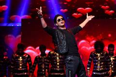 #AskSRK ਦੇ ਰਾਹੀਂ ਫੈਨਸ ਨੇ ਪੁੱਛੇ ਕਿੰਗ ਖਾਨ ਤੋਂ ਸਵਾਲ , ਮਿਲਿਆ ਸ਼ਾਨਦਾਰ ਰਿਸਪੌਂਸ