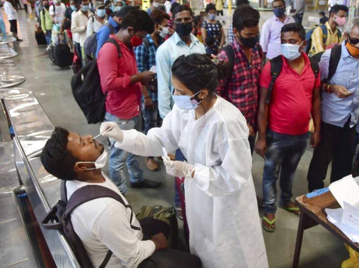 Coronavirus Update: 43,183 new corona cases recorded in Maharashtra today મહારાષ્ટ્રમાં આજે કોરોનાના 43 હજારથી વધુ નવા કેસ નોંધાયા,  મુંબઈમાં 24 કલાકમાં રેકોર્ડ 8646 લોકો કોરોનાથી સંક્રમિત