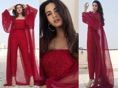 Sonal Chauhan Photos: 'જન્નત ગર્લ' સોનલ ચૌહાણે રેડ આઉટફિટમાં કરાવ્યુ ફોટોશૂટ, આપ્યા એકદમ હૉટ પૉઝ.....
