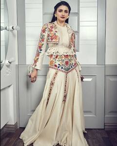 Photos: ਪ੍ਰਾਚੀ ਦੇਸਾਈ ਨੇ ਇੰਸਟਾਗ੍ਰਾਮ 'ਤੇ ਖੂਬਸੂਰਤ ਤਸਵੀਰਾਂ ਕੀਤੀਆਂ ਸ਼ੇਅਰ, ਪ੍ਰਿੰਟੇਡ ਡ੍ਰੈੱਸ 'ਚ ਦਿੱਤੇ ਬਾਕਮਾਲ ਪੋਜ਼