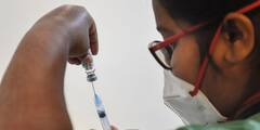 Corona Vaccination: করোনা ভ্যাকসিন দেওয়া হবে রোজ