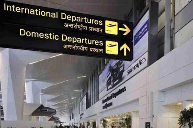 corona second wave indian airports increased checking கொரோனாவின் இரண்டாம் அலை - கட்டுப்பாடுகளை அதிகரிக்கும் விமானநிலையங்கள்.!