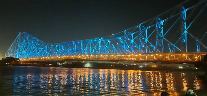 রাষ্ট্রপুঞ্জ এপ্রিল মাসের ২ তারিখে ওয়ার্ল্ড অটিজম অ্যাওয়ারনেস ডে বা বিশ্ব অটিজম সচেতনতা দিবস হিসাবে চিহ্নিত করেছে।