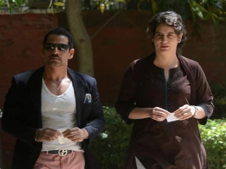 Robert Vadra Corona Positive tests corona positive priyanka gandhi cancels her assam election tour Robert Vadra Corona Positive : रॉबर्ट वाड्रा कोरोना पॉझिटिव्ह, प्रियांका गांधींचा आसाम-तमिळनाडू आणि केरळ दौरा रद्द