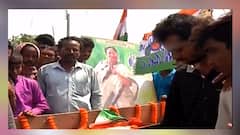 West Bengal Elections 2021: কেশপুরে তৃণমূল কর্মীকে নৃশংসভাবে কুপিয়ে খুনের অভিযোগ, দেহ নিয়ে রাস্তা অবরোধ