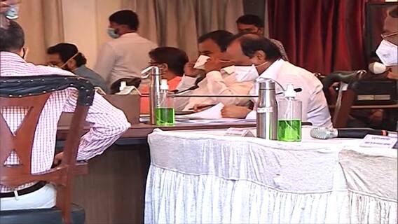 Lockdown in Pune? पुण्यात लॉकडाऊन होणार की कडक निर्बंध लावणार?