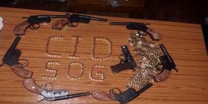 West Bengal Assembly Elections 2021 Huge cache of firearms cartridges seized from Dankuni ahead of elections third phase Dankuni Arms Seize: ভোটের আগে ডানকুনিতে উদ্ধার প্রচুর আগ্নেয়াস্ত্র-কার্তুজ, গ্রেফতার ভিনরাজ্যের পাচারকারী