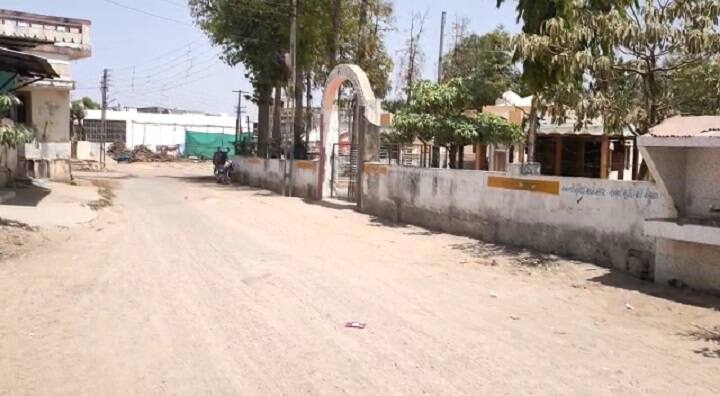 Gujarat Coronavirus Infection 7 days Self Lockdown Imposed in This Village of Sabarkatha કોરોનાએ મચાવ્યો કાળો કેરઃ ગુજરાતના કયા ગામમાં લગાવી દેવાયું સેલ્ફ લોકડાઉન?