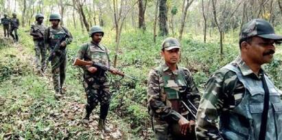 5 soldiers died fight சத்தீஸ்கரில் மாவோயிஸ்டுகள் தாக்குதலில் 5 பாதுகாப்பு படையினர் பலி