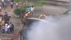 Fire in Kolkata: তপসিয়ার জুতো কারখানায় আগুন, ভস্মীভূত কারখানার একাংশ