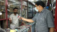 Not Coronavirus, people of Mumbai are scared of lockdown | Ground Report