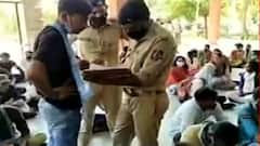 પરીક્ષા કૌભાંડ મુદ્દે આક્રમક NSUIએ કુલપતિના રાજીનામા અંગે આપ્યું અલ્ટીમેટમ,જુઓ વીડિયો