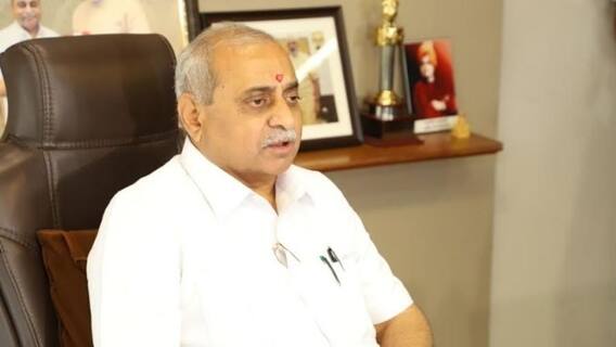 Vadodara: બેકાબૂ બની રહેલા કોરોના વચ્ચે એક્શનમાં આવી રાજ્ય સરકાર,જુઓ વીડિયો