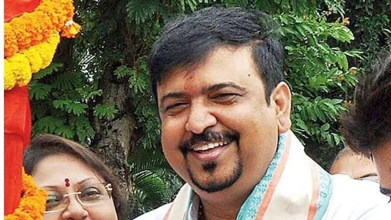 West Bengal Election 2021: হুড খোলা গাড়িতে প্রচারে সুজিত বসু, সব্যসাচী দত্ত