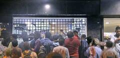 டாஸ்மாக் கடையில் நேற்று ஒரே நாளில் ரூ.160 கோடிக்கு விற்பனை