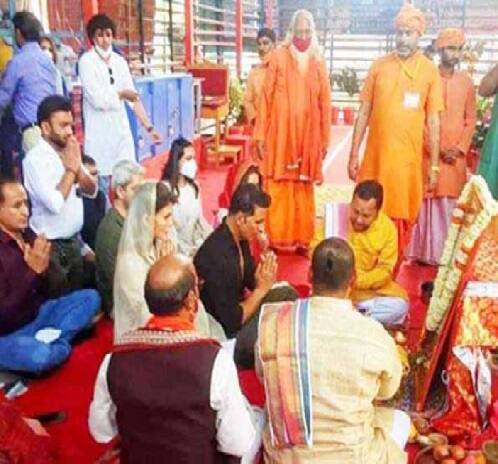 ઉલ્લેખનિય છે કે રામસેતું ફિલ્મનું શૂટિંગ 30 માર્ચ શરૂ થયું હતું. શૂટિંગ પહેલા પૂજા રાખવામાં આવી હતી. જેમાં માસ્ક વિના પૂજામાં ફિલ્મની ટીમના મેમ્બર્સ હાજર રહ્યાં હતા.