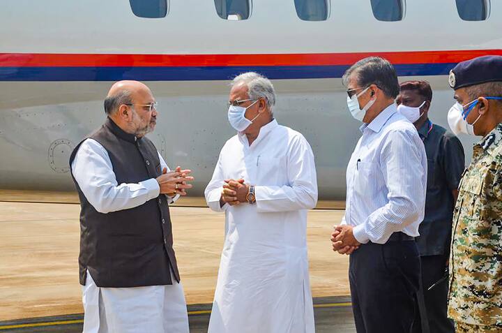 Union Home Minister Amit Shah today attended a wreath-laying ceremony in Bijapur to pay tributes to the security personnel who were martyred in the bloody gun battle. (Image Source: PTI)