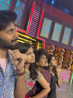 அண்ணனும் அவரும் - குக் வித் கோமாளி சிவாங்கியின் கூல் கிளிக்ஸ்.!