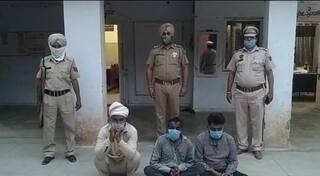 ਪੁਲਿਸ ਦੀ ਵਰਦੀ ਪਾ ਕੇ ਲੁੱਟ ਖੋਹ ਕਰਨ ਵਾਲੇ ਗਿਰੋਹ ਦਾ ਪਰਦਾਫਾਸ਼, ਨਕਲੀ ਕਰੰਸੀ, ਦੇਸੀ ਪਿਸਤੋਲ ਵੀ ਬਰਾਮਦ