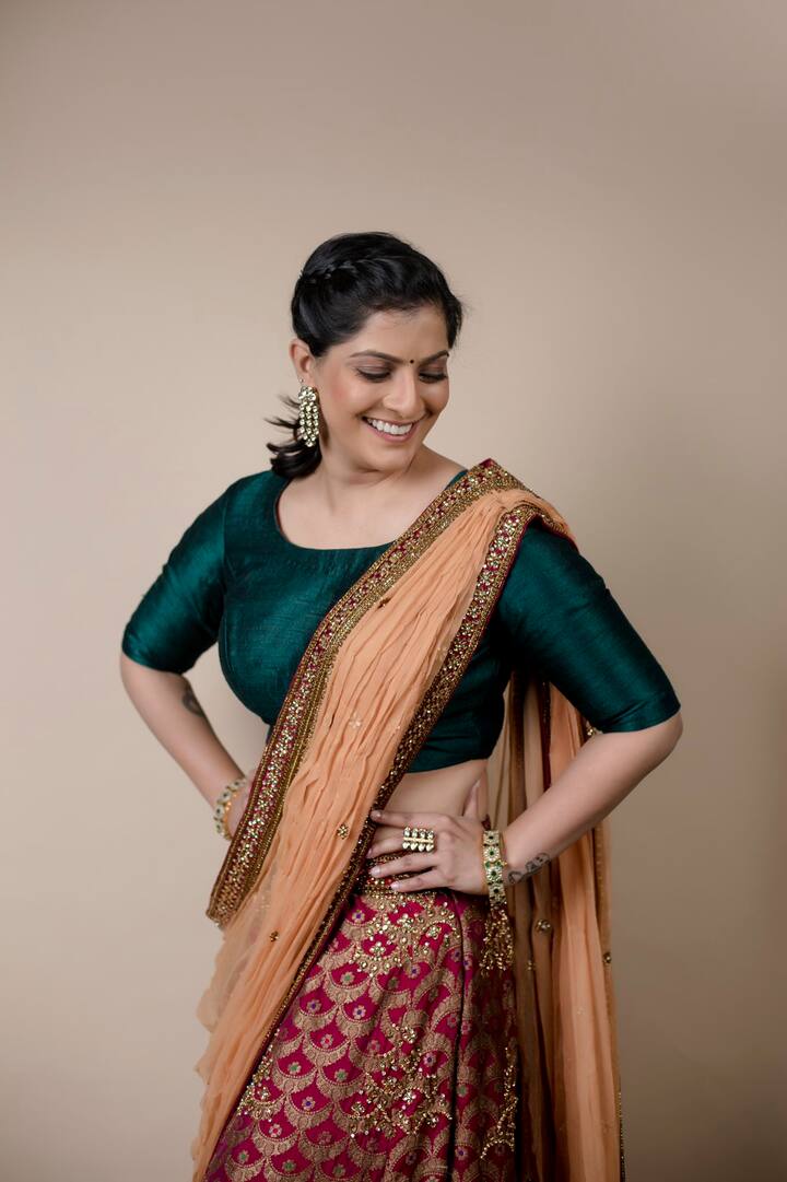 Varalakshmi Sarathkumar Photoshoot