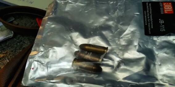 West Bengal Election 2021: ভোটের আগে কোচবিহারে প্রচুর জাল নোট, অস্ত্র-সহ গাড়ি আটক