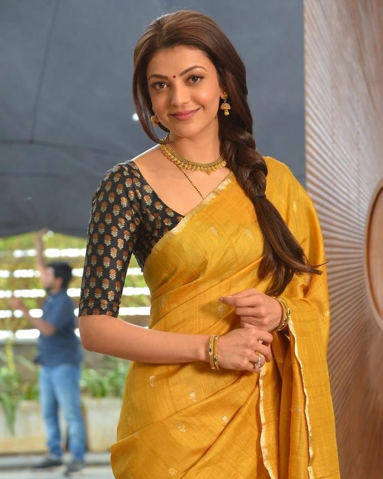kajal aggarwal helping gesture made fan so emotional ரசிகரை நெகிழ்ச்சியில் ஆழ்த்திய காஜல் அகர்வால் 