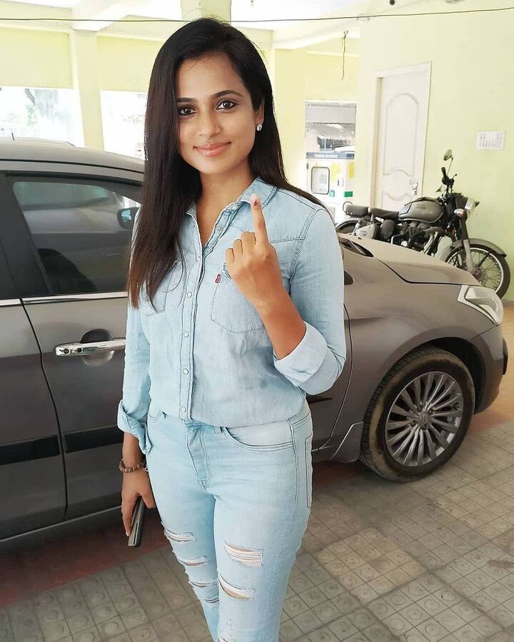 Actress Ramyapandian