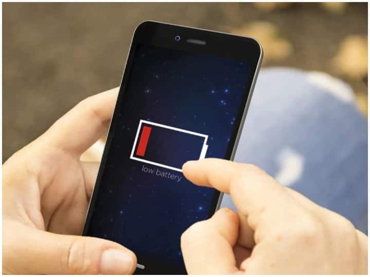 If you are facing charging problem in your phone, follow these tips to increase battery life अब बार-बार फोन चार्ज करने से मिलेगा छुटकार, इस तरह बढ़ाएं फोन की बैटरी लाइफ