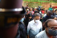 மகள்களுடன் தனது ஓட்டினை பதிவு செய்தார் மக்கள் நீதி மய்யம் தலைவர் கமல் ஹாசன்