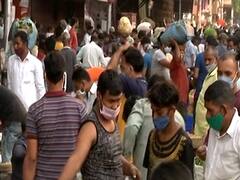 In Pics | सकाळी 6 वाजता कोरोना नसतो; दादरमध्ये बेजबाबदारपणाचा कळस