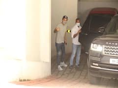 કોરોનાના સંક્રમણથી બહાર આવ્યા બાદ ક્લિનિક બહાર સ્પોટ થયા રણબીર કપૂર, જુઓ તસવીરો