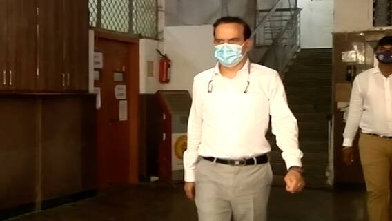 Antilia bomb scare case | मुंबईचे माजी पोलीस आयुक्त परमबीर सिंह यांचा साडेतीन तासांहून अधिक वेळ जबाब