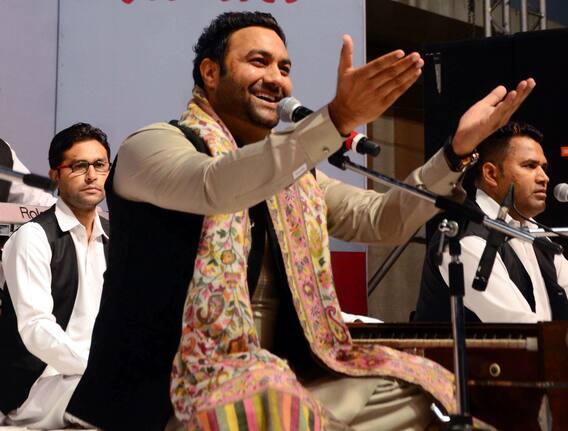 ਸੋਨੂੰ ਸੂਦ ਨੂੰ ਸੁਣਾਇਆ ਲਖਵਿੰਦਰ ਵਡਾਲੀ ਨੇ 'ਰੱਬ ਮੰਨਿਆ' ਗੀਤ