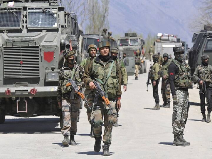 Jammu and Kashmir: impact of lockdown on anti-terror operation, DGP told more than 100 terrorists active in South Kashmir ANN जम्मू-कश्मीर: आतंक विरोधी ऑपरेशन पर पड़ा लॉकडाउन का असर, डीजीपी ने बताया दक्षिण कश्मीर में 100 से ज्यादा आतंकी सक्रिय