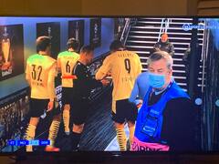 [WATCH]: Assistant Referee Asks For Autograph From Haland, Pep Guardiola Has No Qualms About It