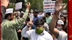 Politics on rise over Corona & Vaccine, will we fight pandemic like this? | Samvidhan Ki Shapath (Apr 7, 2021)